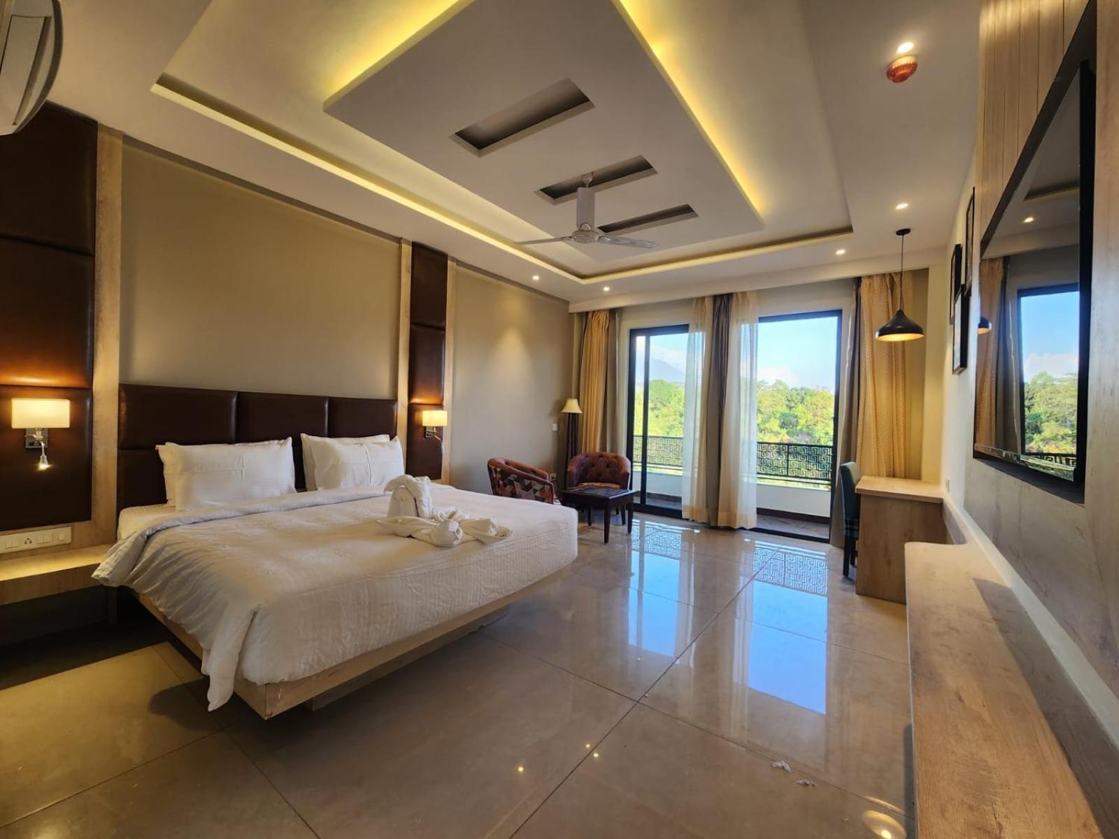 Aachman River And Valley View Resort Dharamshala - A Riverside Resort With Balcony View Kültér fotó