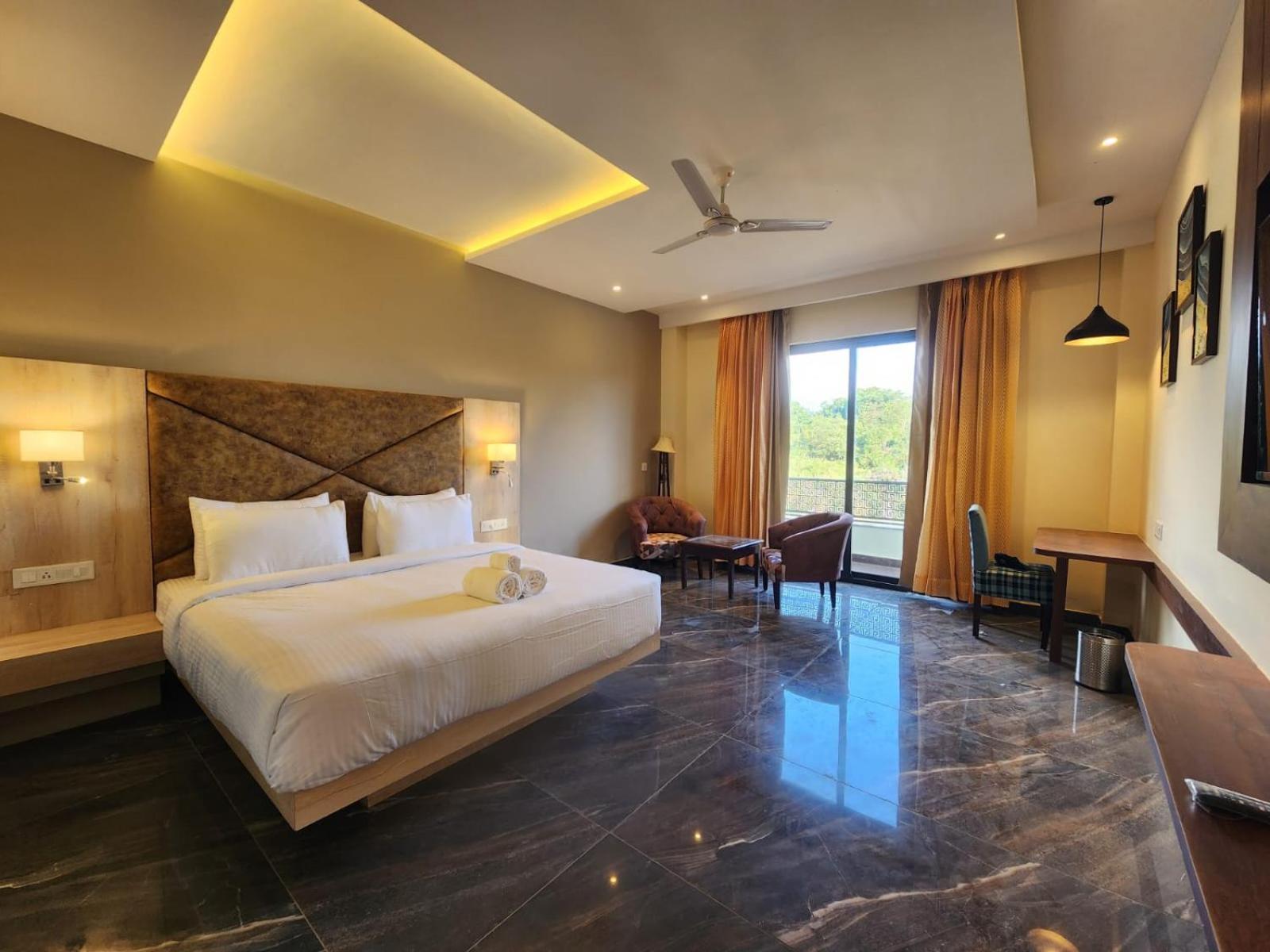 Aachman River And Valley View Resort Dharamshala - A Riverside Resort With Balcony View Kültér fotó