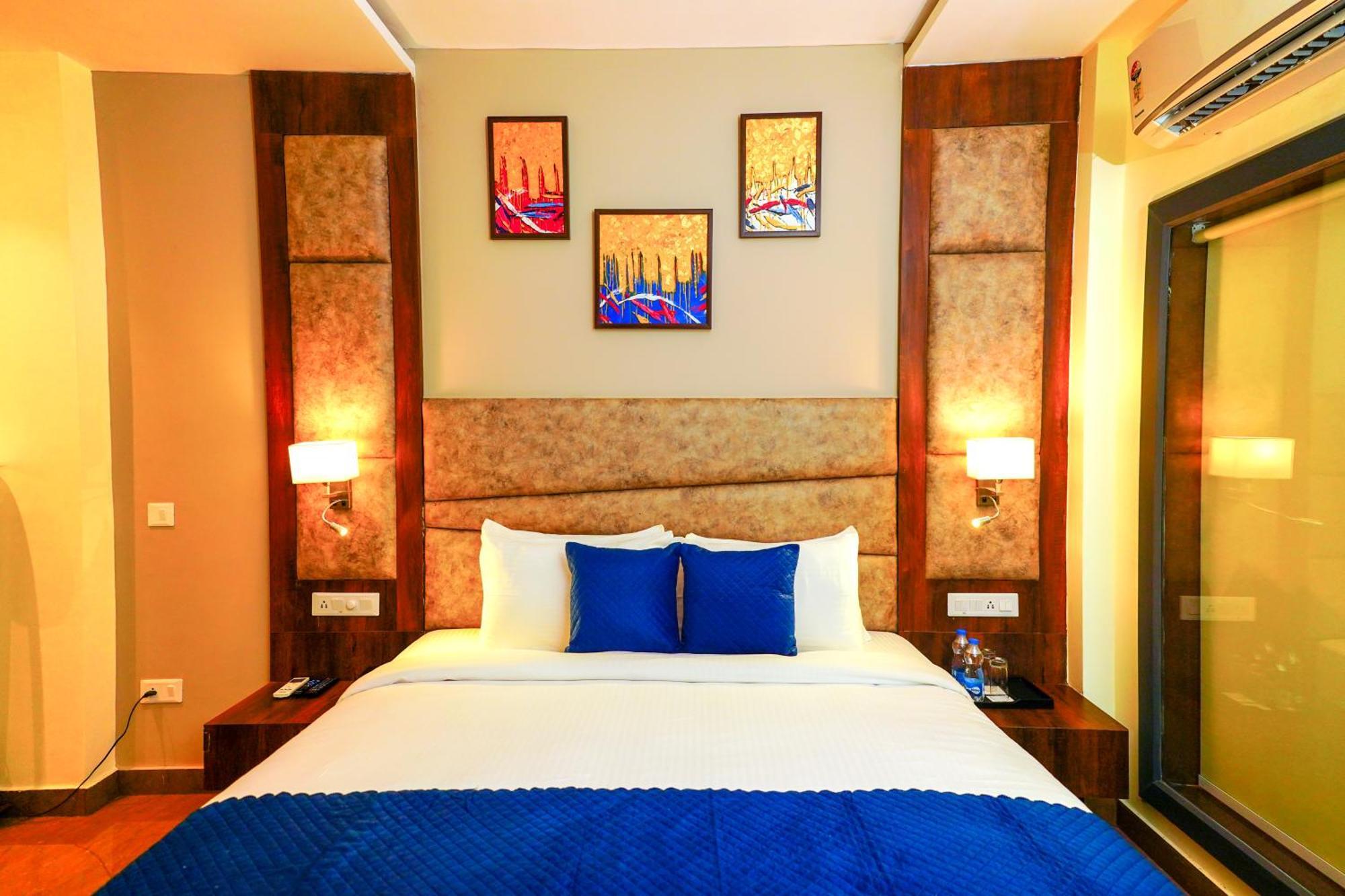 Aachman River And Valley View Resort Dharamshala - A Riverside Resort With Balcony View Kültér fotó